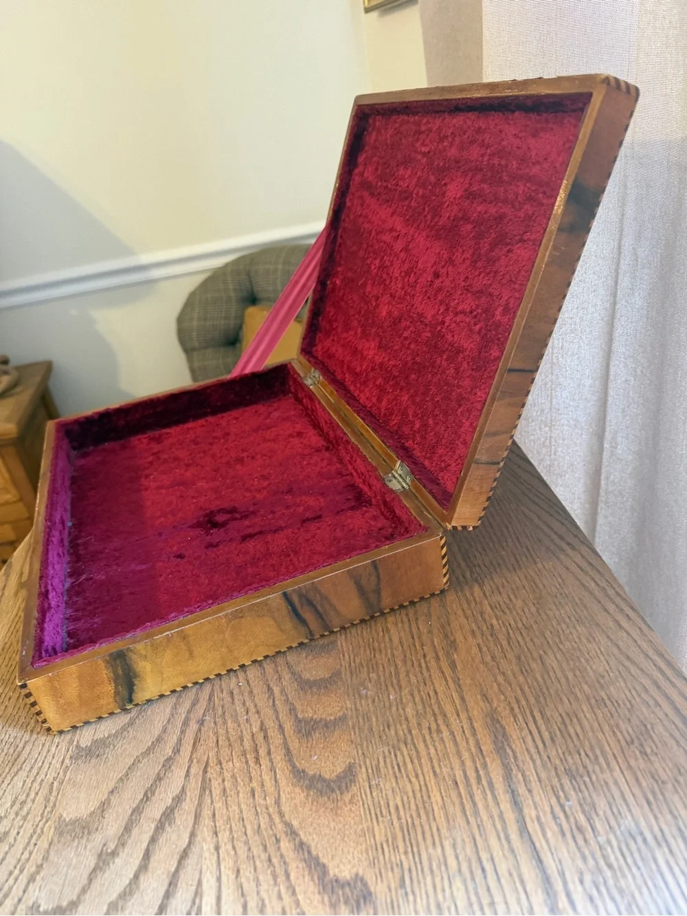 Vintage Wooden Inlay Jewelry Box - Brown & Tan